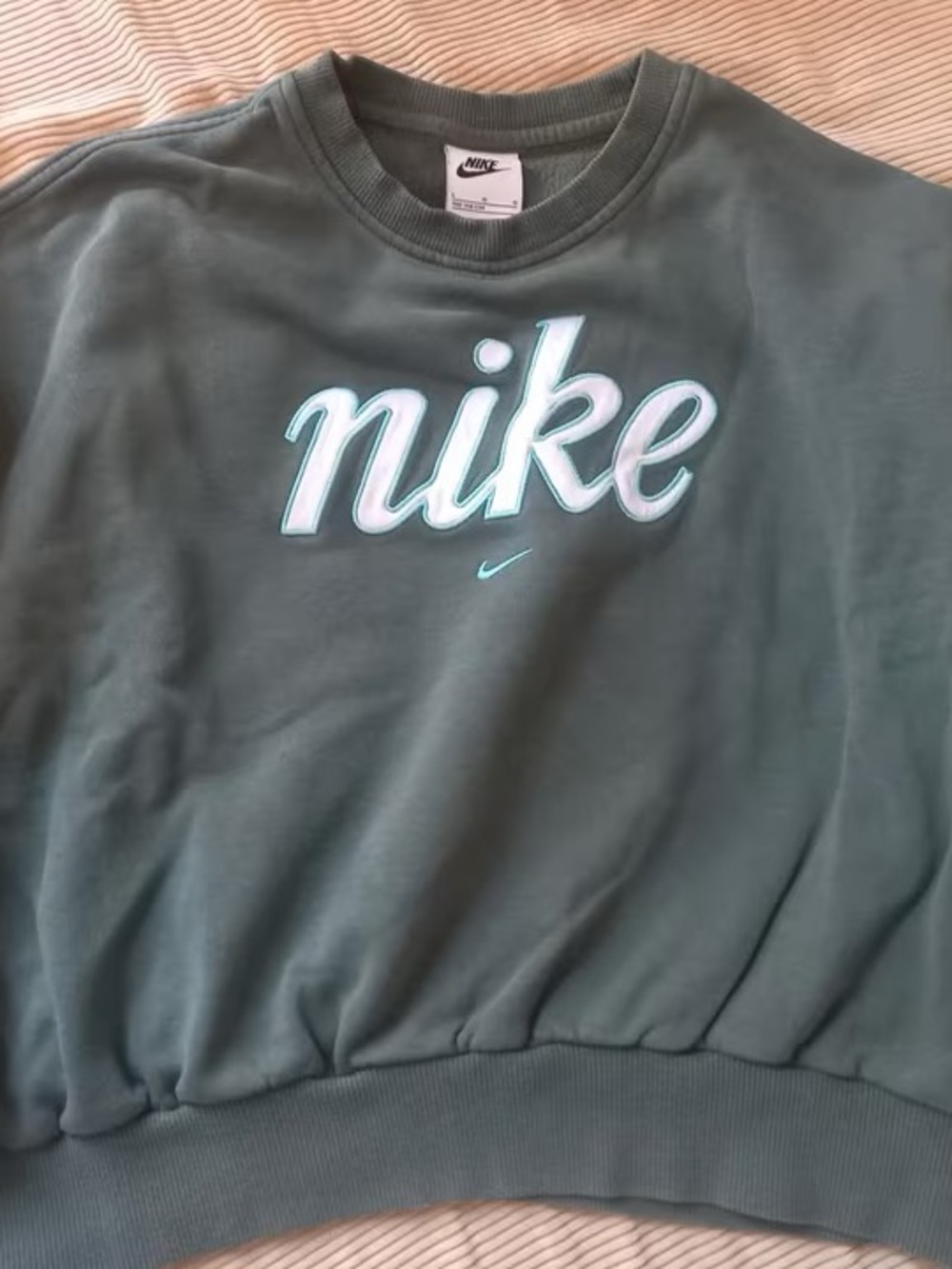 Nike Men's Crewneck Sweater in Teal